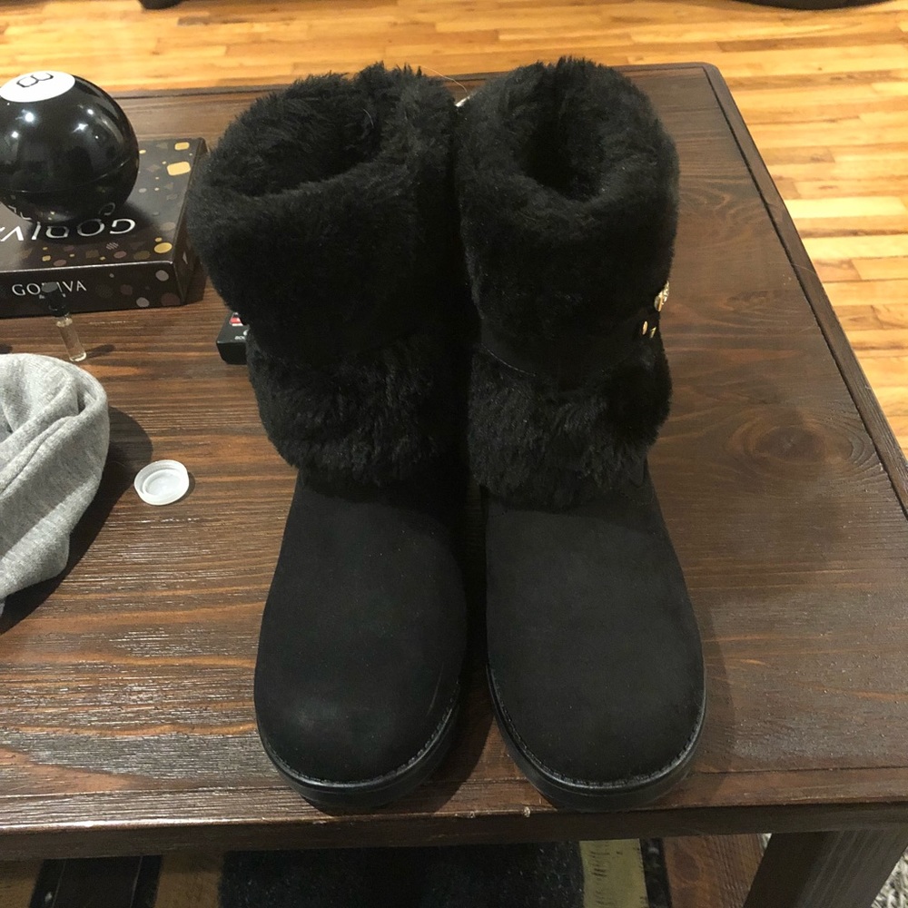 Women’s Guess Boots